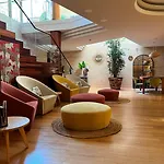 Vilana Boutique Hotel 4*