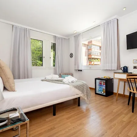 Vilana Boutique Hotel 4*
