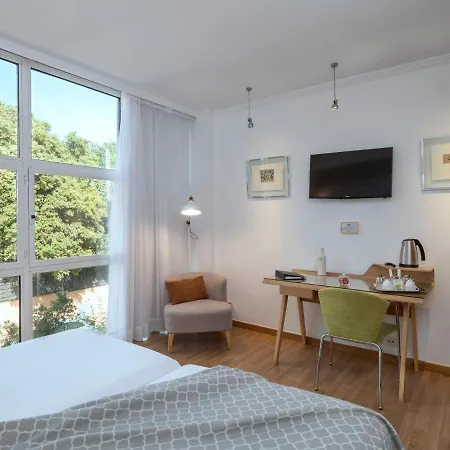 Vilana Boutique Hotel 4*